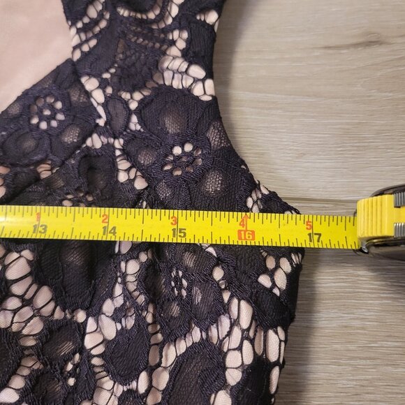 JAX Sleeveless Knee Length Black & Cream Floral Lace Cocktail Dress Size 10 READ - Picture 7 of 9